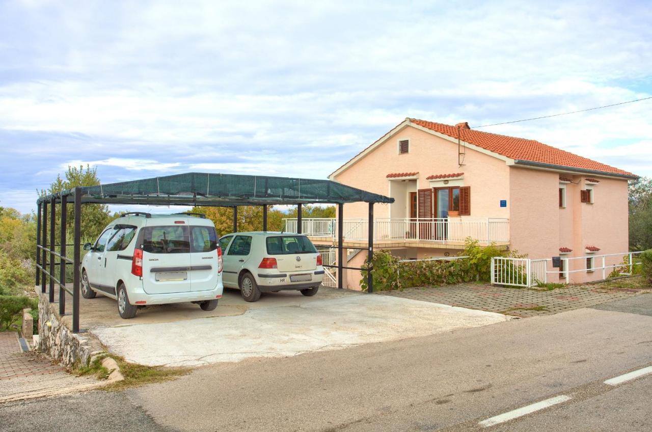 Rasopasno Apartment With Terrace And Private Parking Buitenkant foto