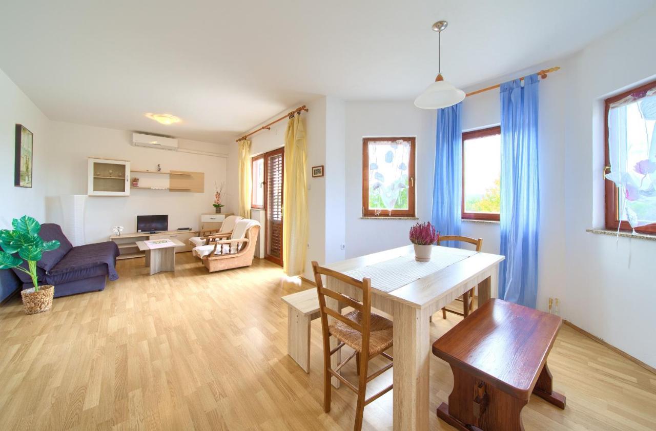 Rasopasno Apartment With Terrace And Private Parking Buitenkant foto