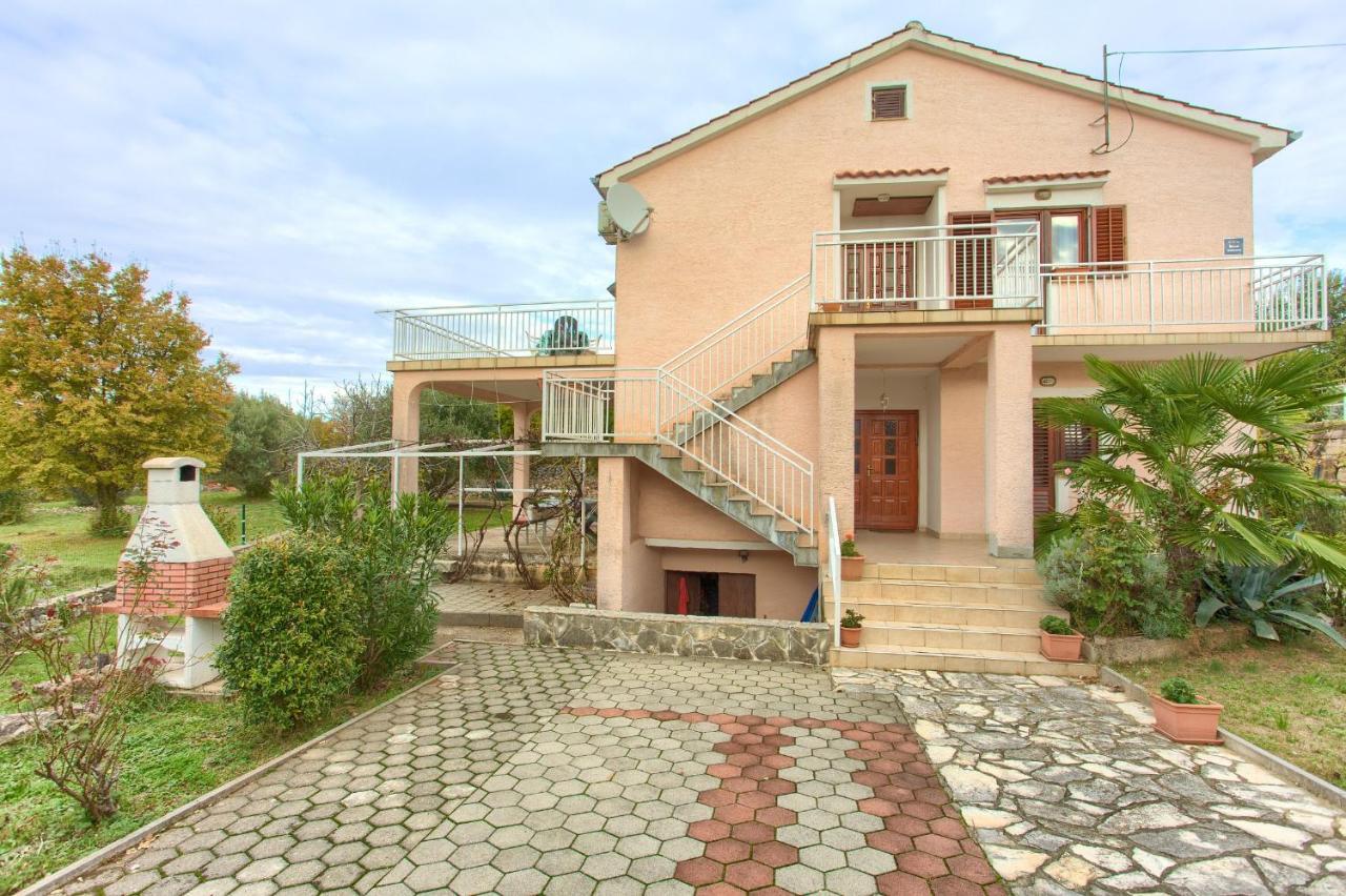 Rasopasno Apartment With Terrace And Private Parking Buitenkant foto