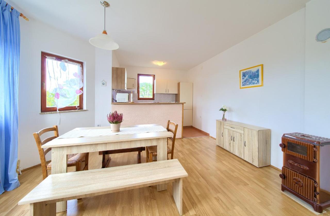 Rasopasno Apartment With Terrace And Private Parking Buitenkant foto